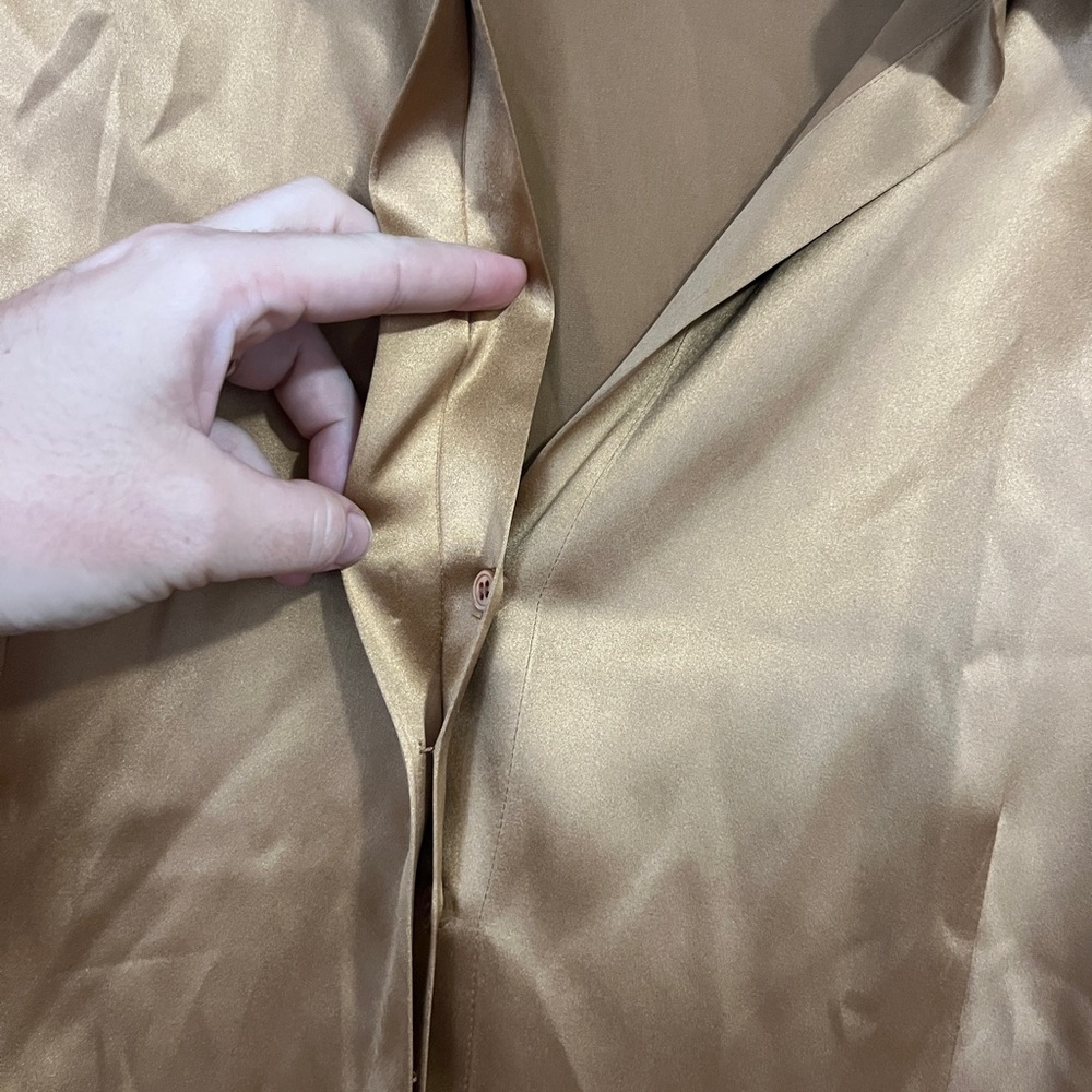 Garfield & Marks 98% Silk Blouse Gold Color - Picture 3 of 6